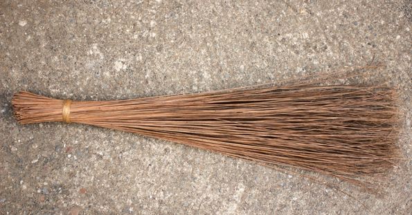 broom